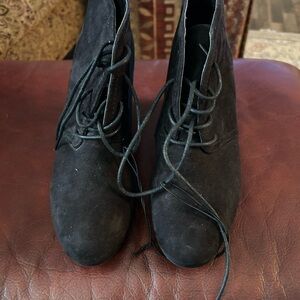 Arizona Jean Company Black Lace Up Boots
